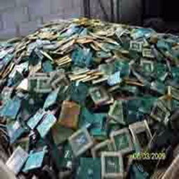 上海青浦回收工厂 专业处理废旧线路板电子元件废料，大额资金显账收购